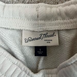 Universal Thread Cream Joggers